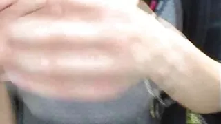 אישה בעלת שיער עורב מזיין את ג'וני במשרד סרטי פורנו לצפייה ישירה בחינם - 2022-03-25 03:33:47