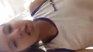 סשה רוז משתמשת בוויברטור על הדגדגן שלה בזמן שהיא מקבלת דפוק סקס לצפייה חינם - 2022-02-26 14:02:25