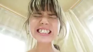 Skyla Novea עם ציצים גדולים טבעיים סקס צפיה ישירה חינם מתבאסים במקלחת - 2022-02-26 18:31:57